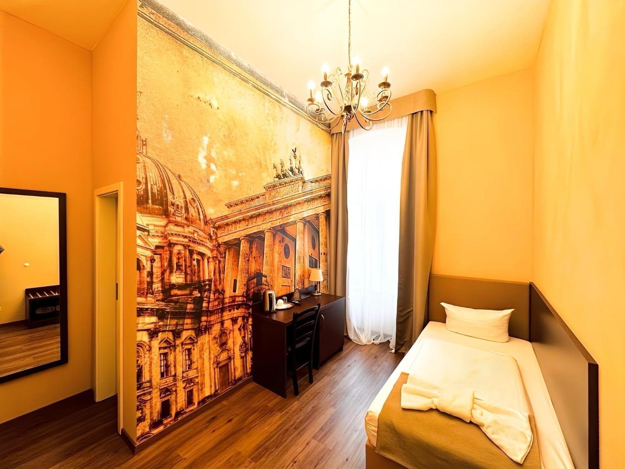 Upper Room Hotel Kurfuerstendamm, Berlin
